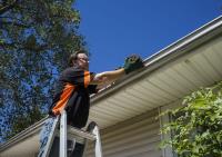 Gutter Cleaning Johns Creek image 2