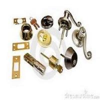 Lock Locksmith Tech image 1