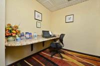 Best Western Knoxville Suites image 7