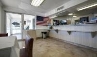 Americas Best Value Inn & Suites Grand Rapids image 2