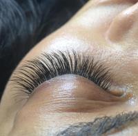 Luxe Lashes & Brows image 3