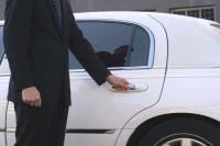 Reliable Airport Taxi & Limo image 1