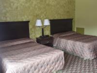 Spartan Motel Inn & Suites image 1