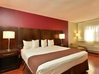 Quality Inn & Suites Phoenix NW - Sun City image 2