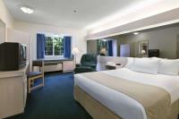 Microtel Inn & Suites by Wyndham Palm Coast image 3