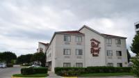 Red Roof Inn Houston-Brookhollow image 1