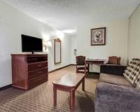 Quality Inn and Suites Airport image 27