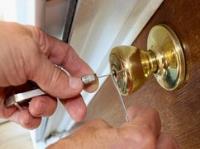 In & out locksmith llc image 1
