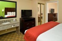 Quality Inn & Suites Jacksonville, FL image 4
