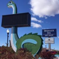 Dinosaur Inn & Suites image 3