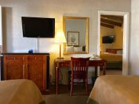 Discovery Inn of Monterey image 5