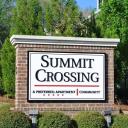 Summit Crossing Apartments logo