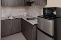 Americas Best Value Inn And Suites Houston image 15