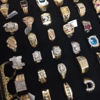 El Diamante Watches & Jewelry Repair image 4
