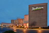 Radisson Hotel Cleveland Airport West image 5