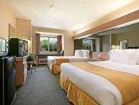 Microtel Inn & Suites by Wyndham Greensboro image 13