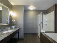 Holiday Inn & Suites Silicon Valley - Milpitas image 6