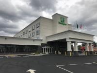 Holiday Inn Tacoma Mall image 3