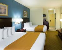 Quality Inn & Suites in Houston, TX image 2
