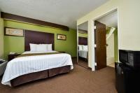 Econo Lodge Inn & Suites Richardson-Dallas image 7