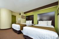 Econo Lodge Inn & Suites Richardson-Dallas image 15