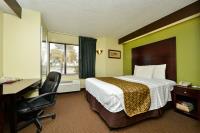 Econo Lodge Inn & Suites Richardson-Dallas image 18
