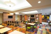Fairfield Inn & Suites by Marriott State College image 10