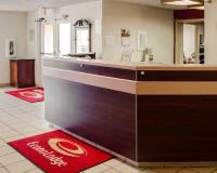 Econo Lodge Inn & Suites Pensacola image 8