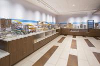Holiday Inn Express & Suites Houston-Hobby Airport image 3