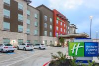 Holiday Inn Express & Suites Houston-Hobby Airport image 10