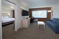 Holiday Inn Express & Suites Auburn image 10