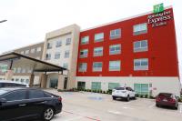 Holiday Inn Express & Suites Houston IAH  image 2