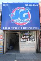 J & G Laundromat image 4