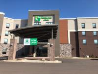 Holiday Inn & Suites Sioux Falls - Airport	 image 2