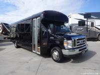 Luxury Party Bus And Limo image 1