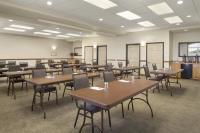 Country Inn & Suites by Radisson, Findlay, OH image 7