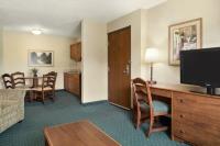 Country Inn & Suites by Radisson, Jonesborough image 2