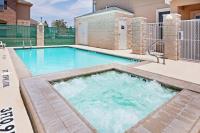 Country Inn & Suites by Radisson, Midland, TX image 7