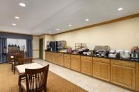 Country Inn & Suites by Radisson Chantilly Parkway image 1