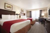 Country Inn & Suites by Radisson Moline Airport IL image 2