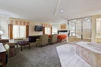 Country Inn Suites Radisson,Raleigh-Durham AP, NC image 6