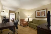 Country Inn & Suites Washington at Meadowlands image 1