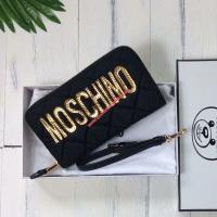 moschino wallet image 1