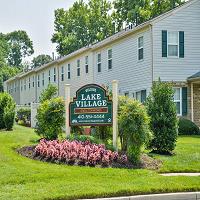 Lake Village Townhouses image 4