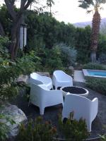 Palm Springs Vacation Rental Homes image 49
