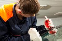 Saul's Auto Glass & RV Windshield Replacement image 1