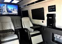 Go Luxe Limo image 2