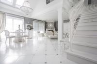 Bizaillion Floors - Houston Tile cleaning image 2