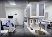 LuxDen Dental Center image 7