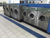 Tropix Laundromat - Essex image 2
